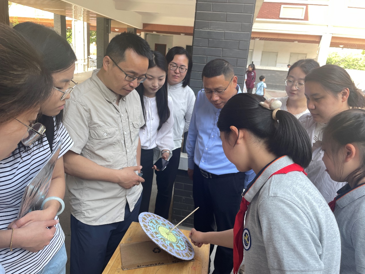 探索宇宙奥秘 感受浩瀚星空——金陵小学（仙林湖校区）天文主题活动_html_4386c740.jpg