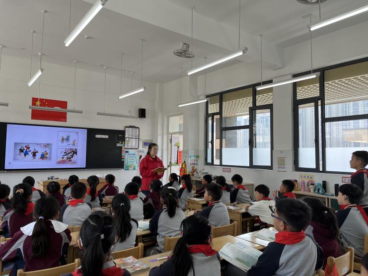 【博学广志】趁春光明媚  赏水墨童年——金陵小学广志路校区语文组校本教研活动_html_me90d691.jpg
