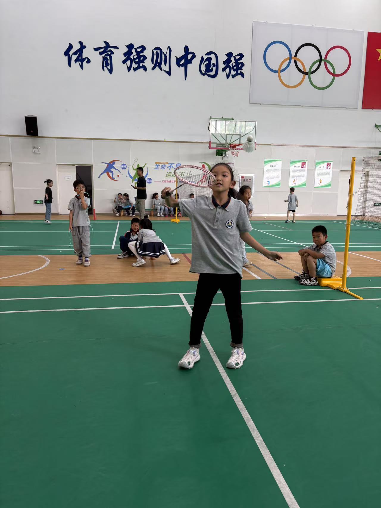 【博学广志】活力跃动，羽梦飞扬——第五届羽毛球班级联赛一年级组圆满收官_html_7de2b166.jpg