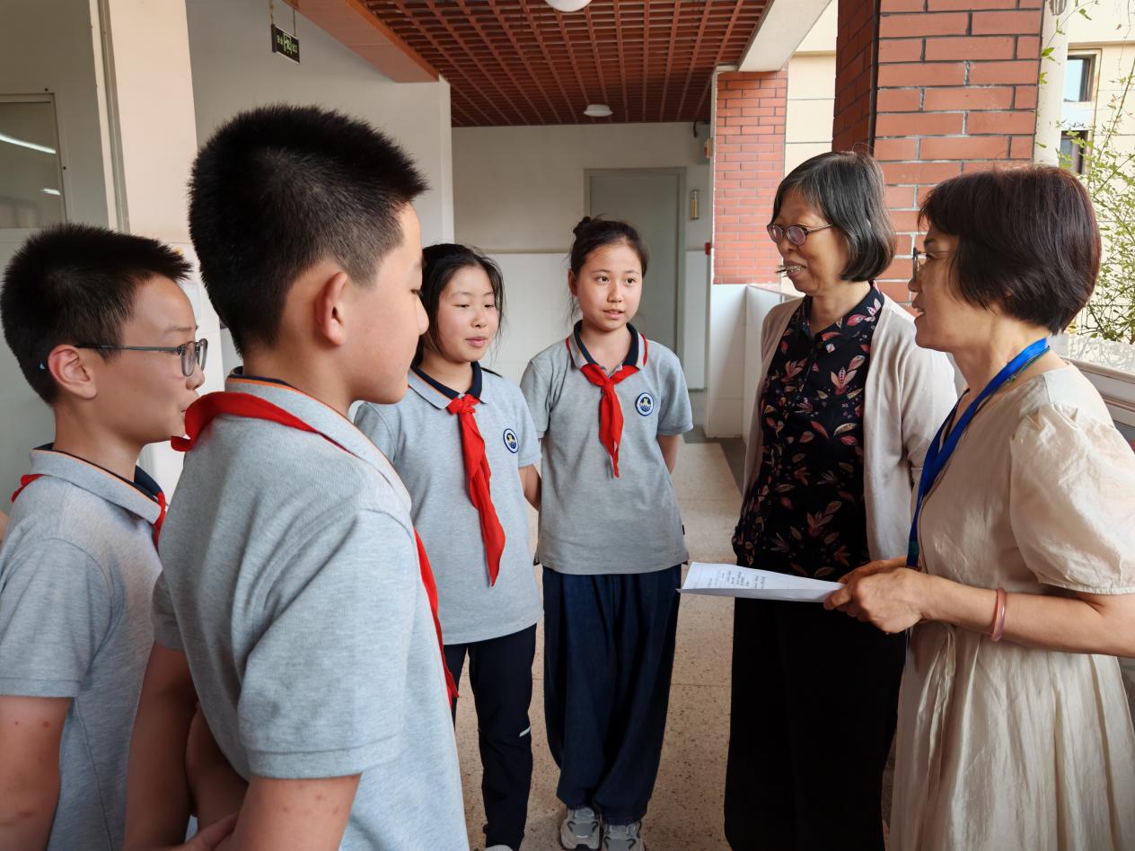 【湖畔·协同育人】规范引领促提升，科学共育助成长——金陵小学（仙林湖校区）6月专项督导_html_m6d5ec370.jpg