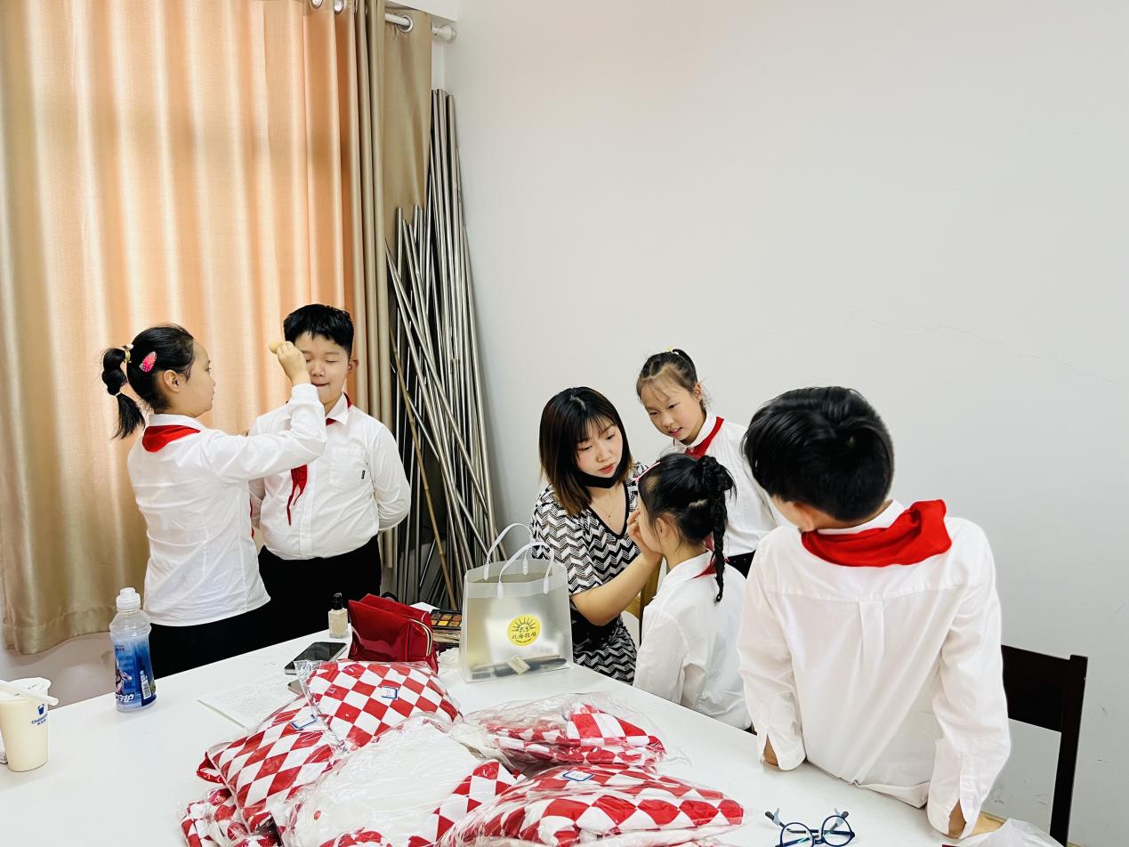 【湖畔光影】喜迎二十大 红歌献给党 六一儿童节_html_m181d212.jpg