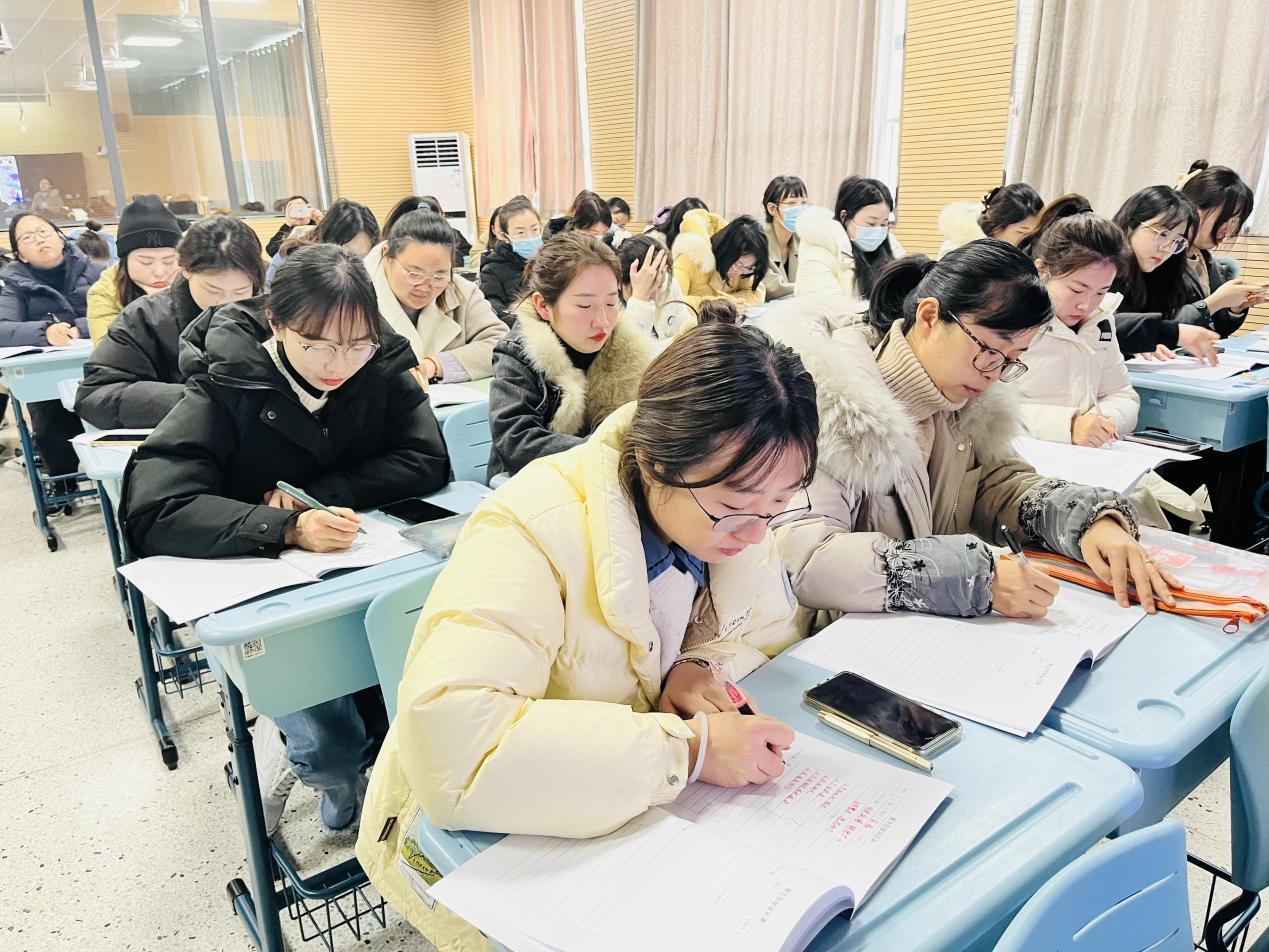 【博学广志】用爱浇灌 静待花开——金陵小学广志路校区“爱的教育”班主任成长营活动_html_43a313cc.jpg
