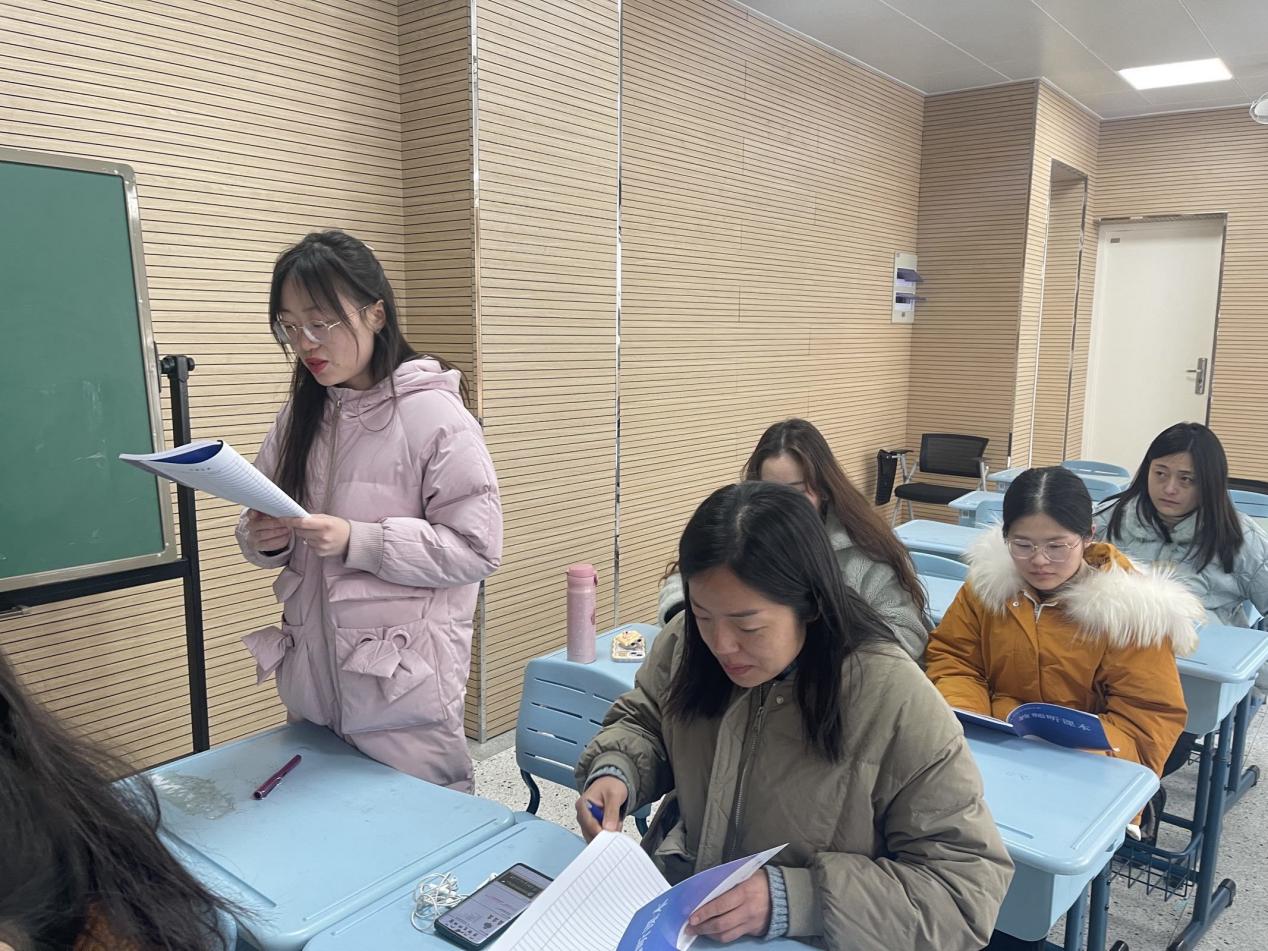 【博学广志】聚力同行 研思共进——金陵小学广志路校区英语组教研活动_html_1ba9afa7.jpg