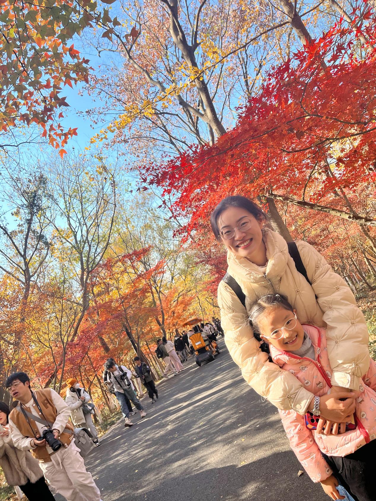 【湖畔·红领巾】同游栖霞山，共赏红枫节——记金陵小学（仙林湖校区）2023级5班团建活动_html_6675d130.jpg