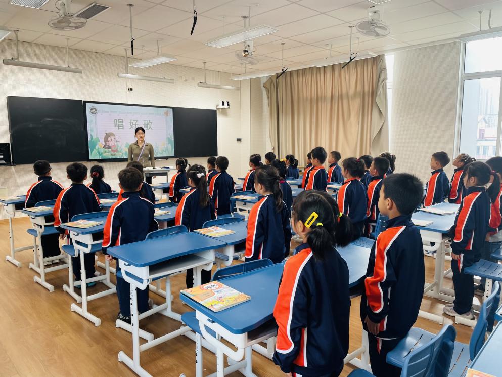 【湖畔·学生活动】习惯立身 我是金小好儿童——金陵小学（仙林湖校区）一年级行为习惯竞赛展示活动_html_m367ea30.jpg