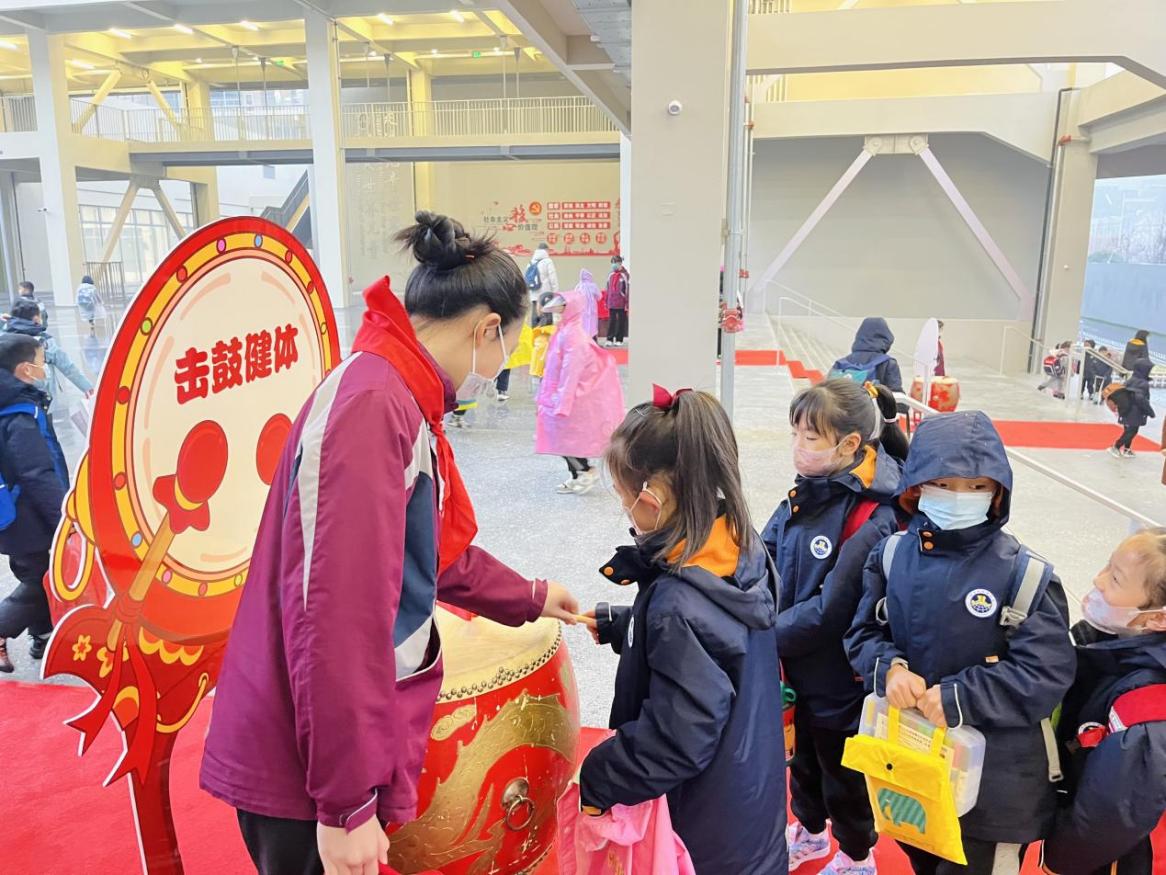 【湖畔·协同育人】督导检查促提升，携手共育启新程——记金陵小学（仙林湖校区）2月专项督导_html_6f2c483d.jpg