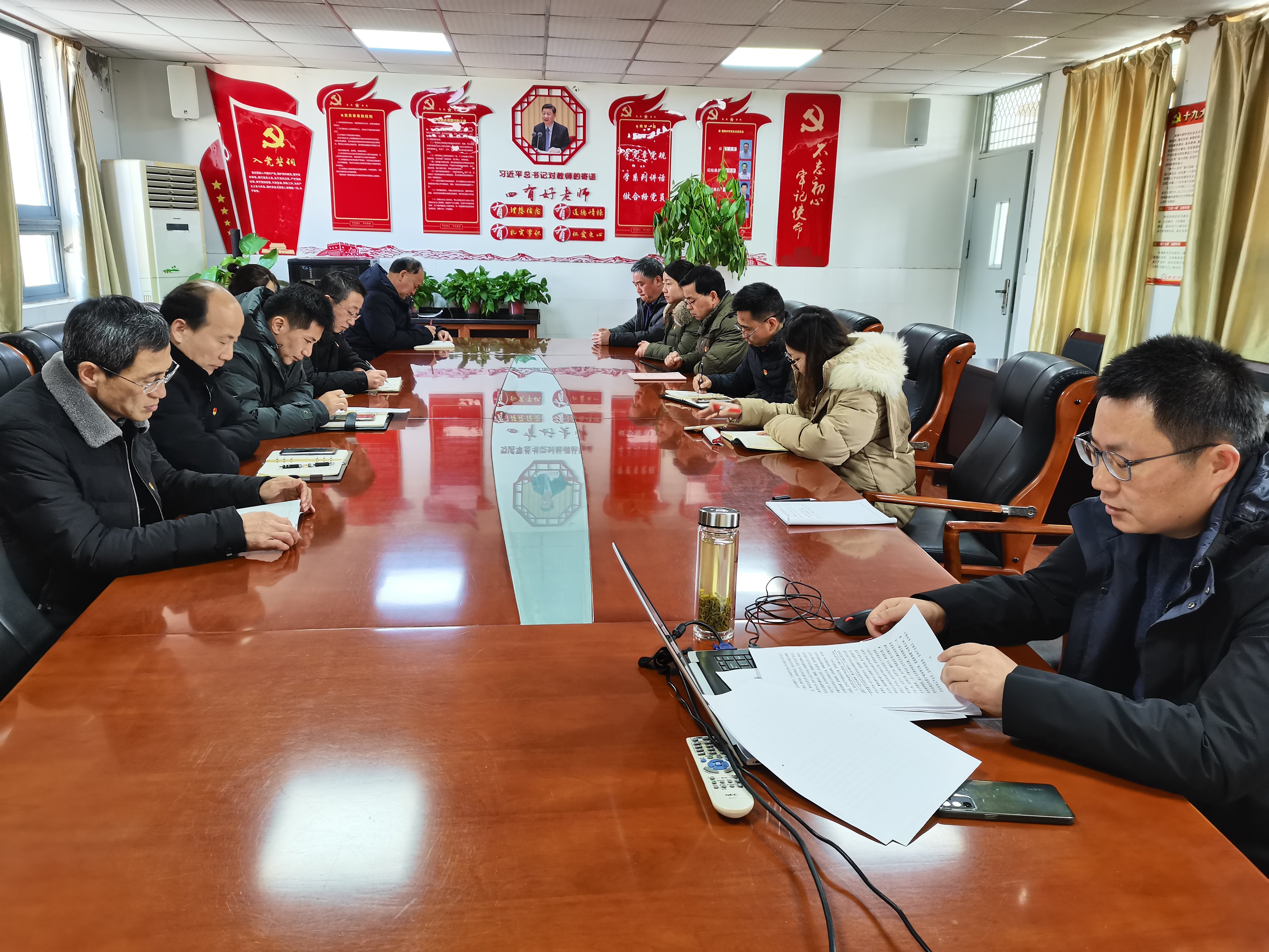 立德树人铸师魂 不忘初心正师风_html_1f8e5253.jpg