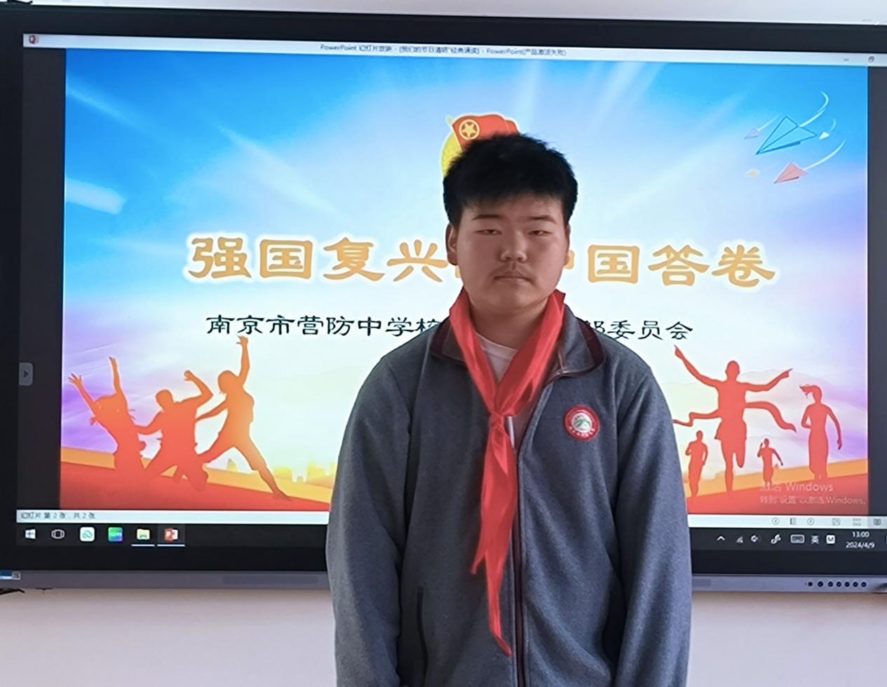 【新闻稿】追寻革命历史足迹传承奋斗创新精神营防中学开展我们的节日清明经典诵读_html_m3bde8f57.jpg