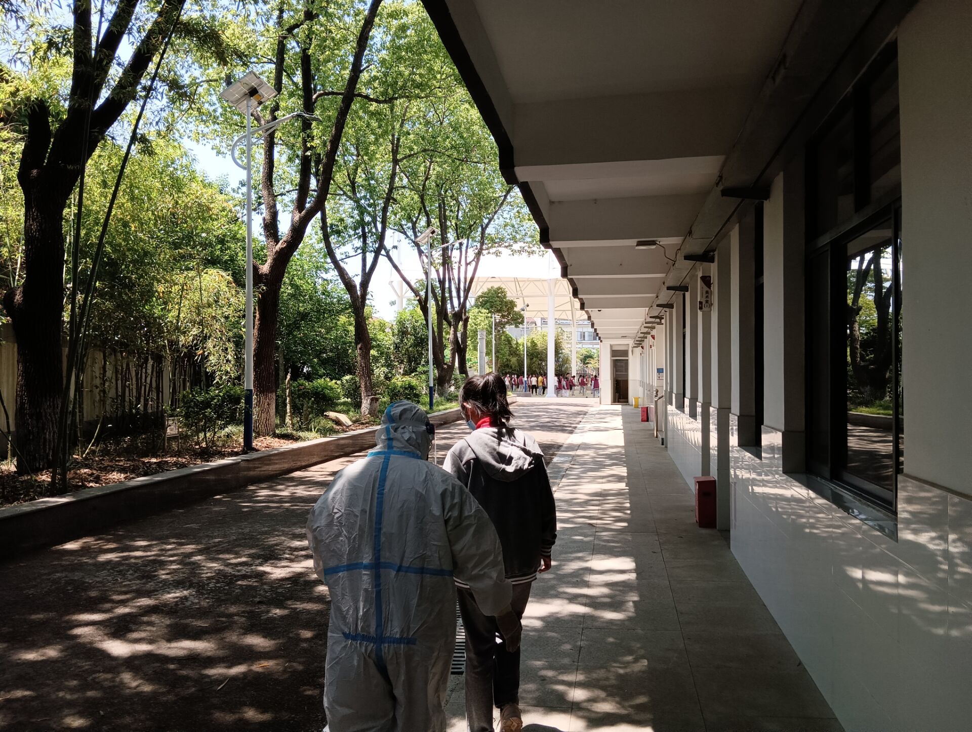 营防中学开展疫情防控应急演练活动(1)_html_46cc08b.jpg