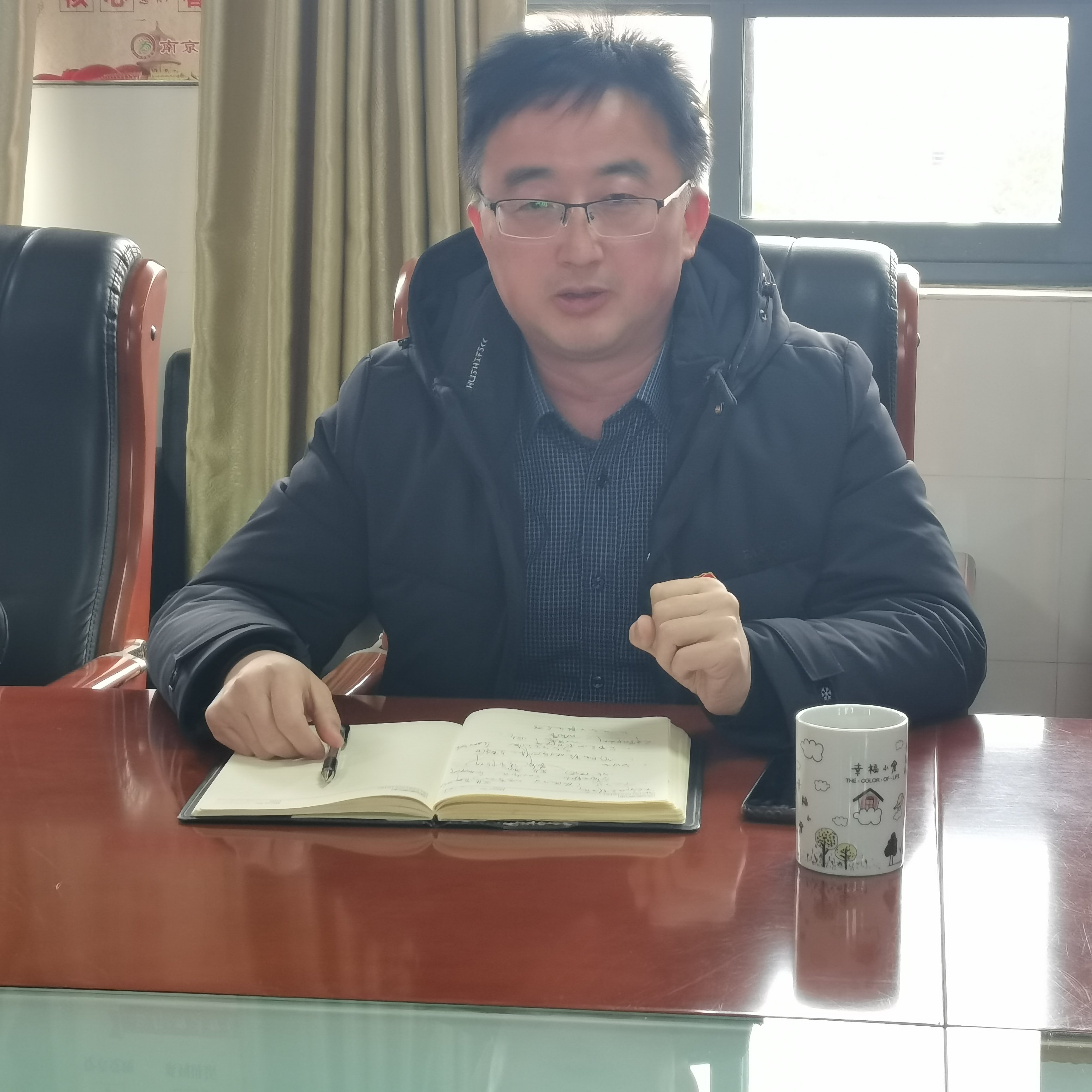 支委会组织生活会_html_m302a3e01.jpg