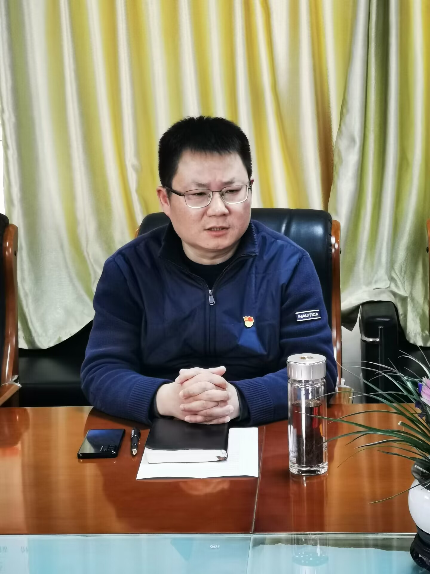 组织生活会（党员大会）_html_3b4cbda2.jpg