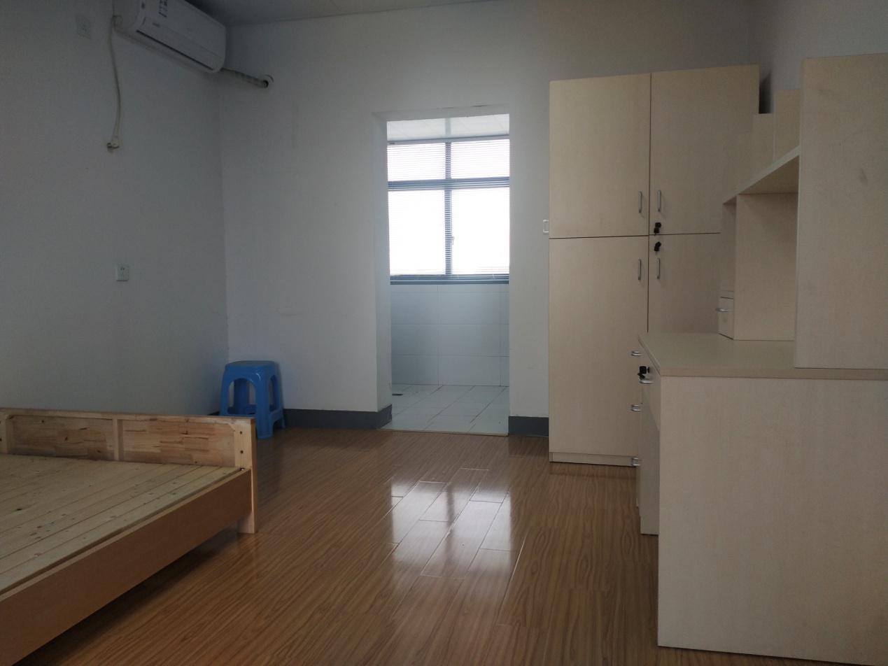 精细管理打造优美校园_html_m1d237d19.jpg