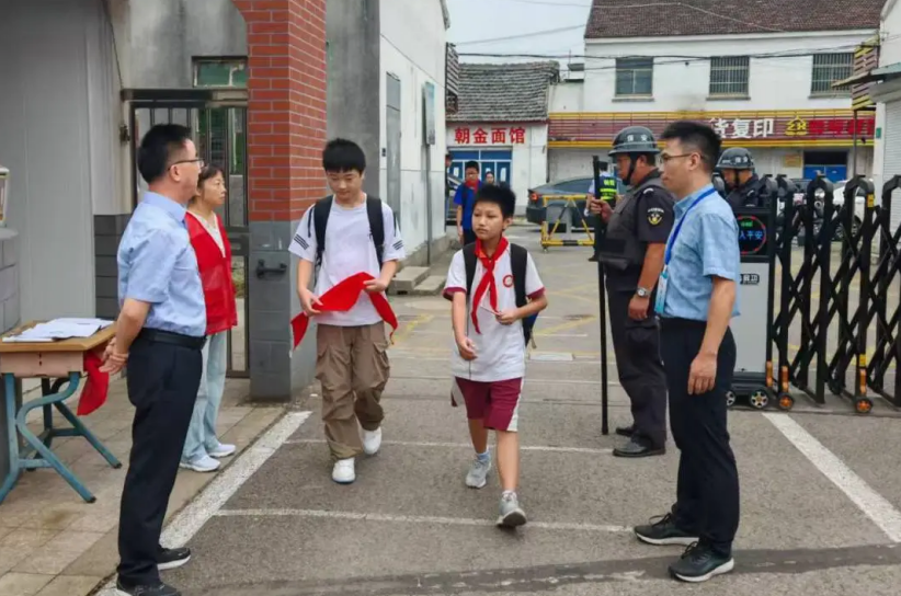 【尊荣营中】逐梦新征程，启航新学期 —— 我校隆重开启 2025-2026学年第一学期
