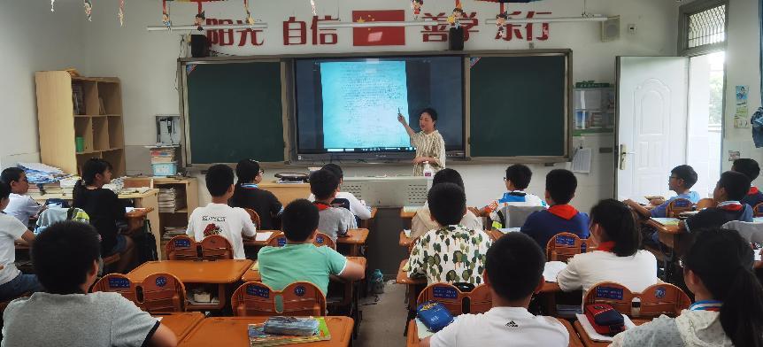 复习课报道_html_m38e3c12a.jpg