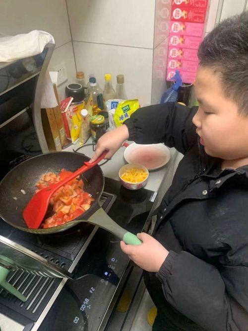 虎越雄关踪影去_html_348d37e8.jpg
