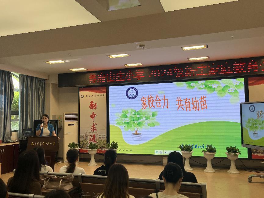 入学仪式新闻稿的副本_html_m1b63f22d.jpg