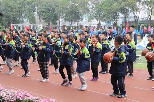 幕府山庄小学“阳光运动 快乐成长”春季运动会(2)(1)_html_4c0f8d14.jpg