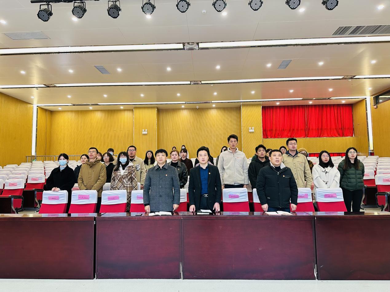 【石抱树·先锋行】(主题党日)弘扬教育家精神 筑牢师德底线_html_m43e64e85.jpg