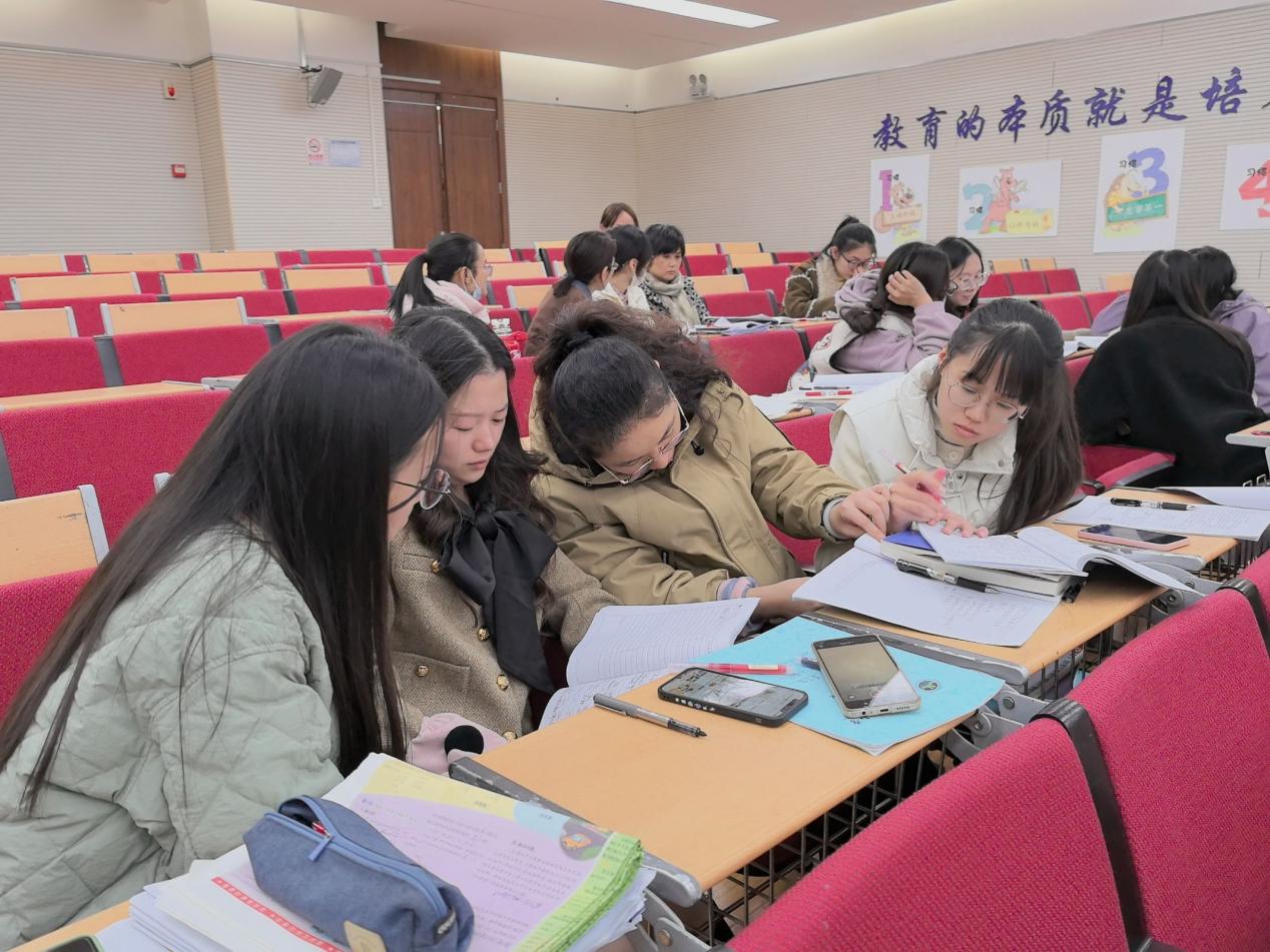 11.20新闻稿图文_html_46937cfc.jpg