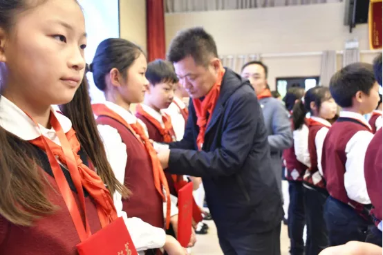 2.领导班子建设好_html_13f632.png