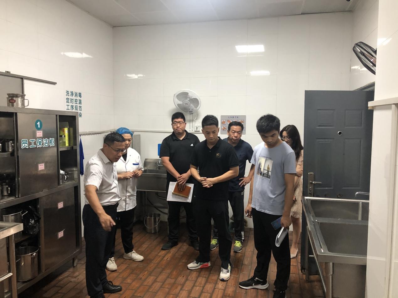 2.领导班子建设好_html_55876120.jpg