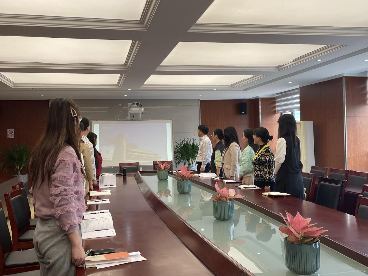 【石抱树·先锋行】(主题党日)中共南京市金陵小学和园校区第一支部_html_m207aa50.jpg