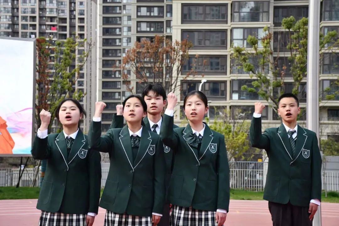 新闻稿_html_2f8cc577.jpg