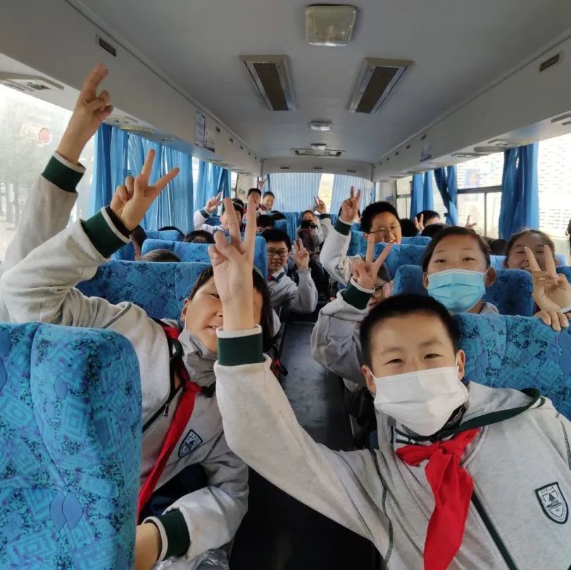 新建 DOCX 文档_html_m1718d4a5.jpg