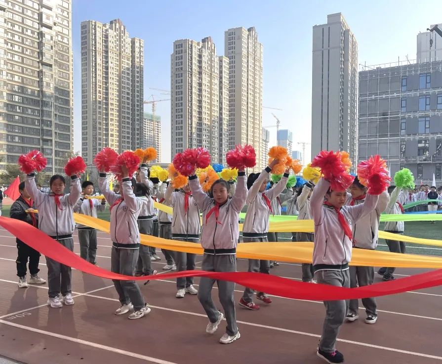 运动会新闻稿_html_m73a05527.jpg