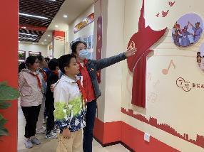 南京市花港第一小学民族团结进步宣传月活动总结_html_79656263.jpg