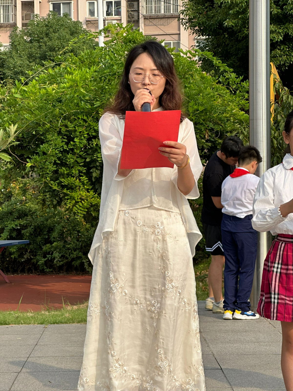 潘洁老师.jpg