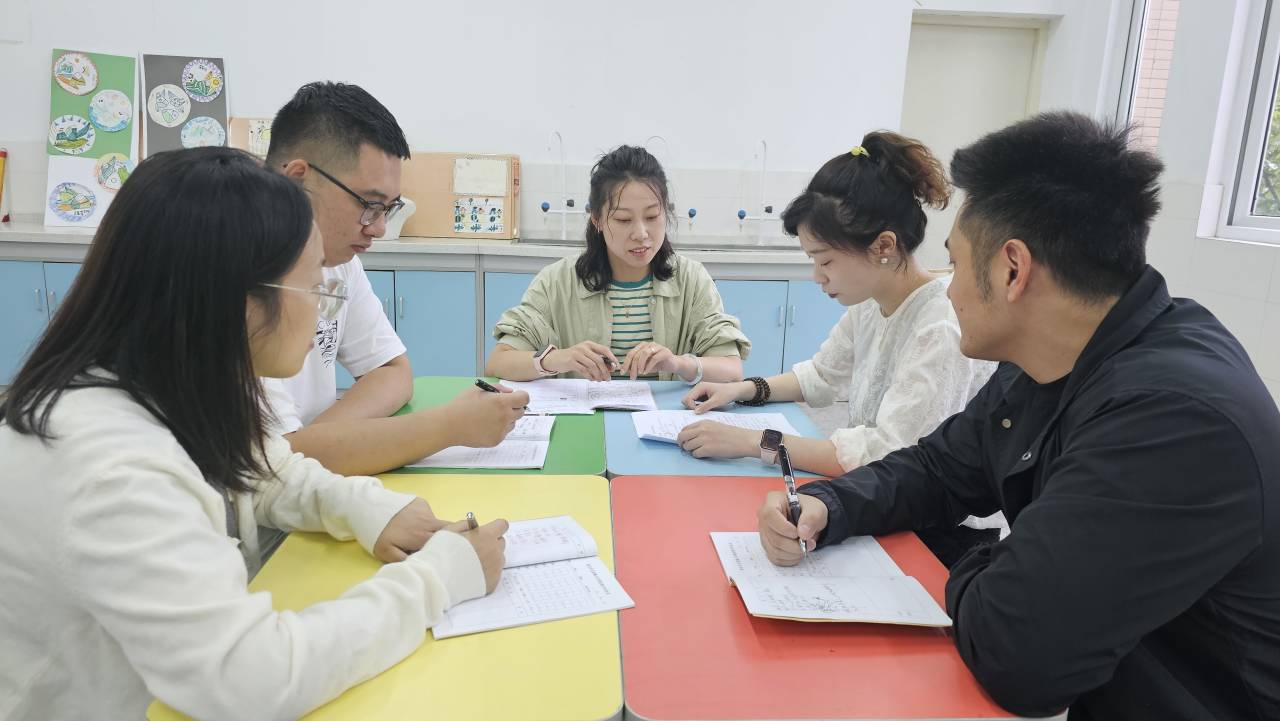 【花港一小】吾家有师初长成 周周教研周周思（七十三）