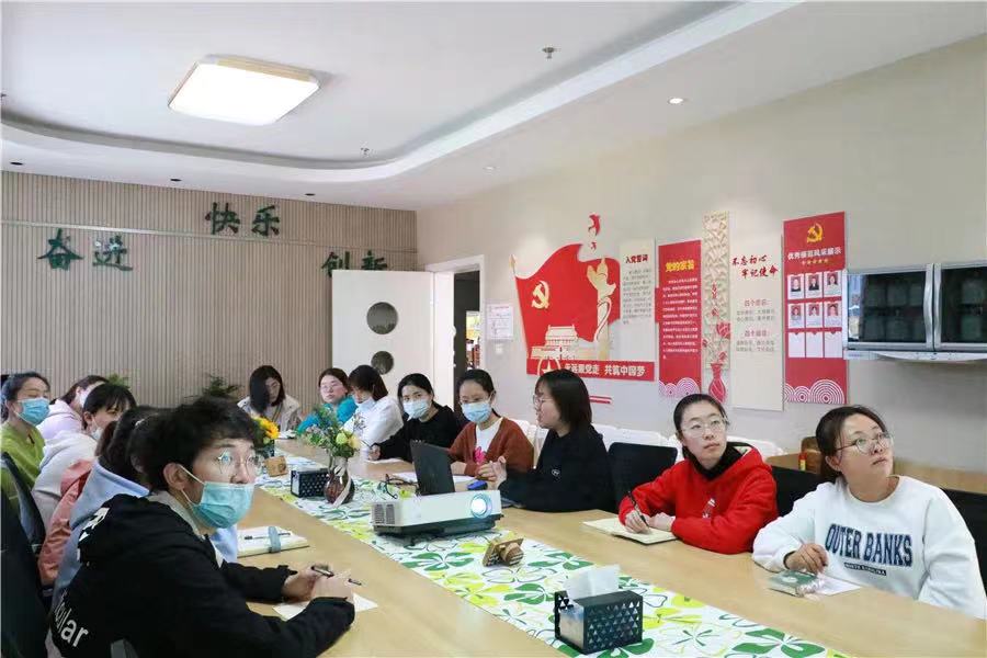 教师观看案例.jpg