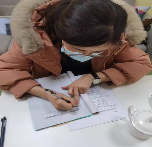 保健合格证新闻_html_m5536d2a3.jpg