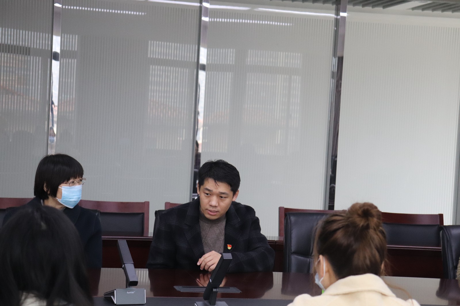 教师发展处 陈晨主任.JPG