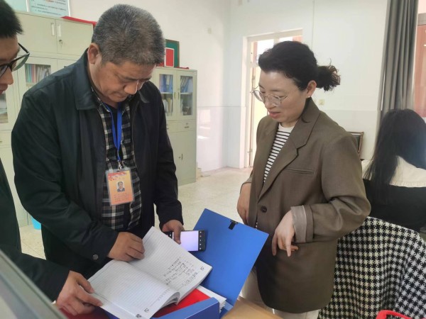 【开放大学】 规范办学促成长 督学引领助前行——栖霞开放大学迎接食堂食品安全和“家校社协同育人”专项督导