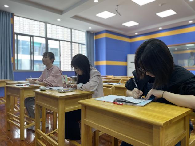 9.26语文教研报道——满媛_html_m1f61de97.jpg