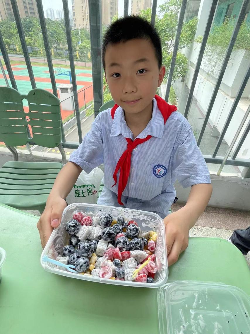 【正学丁三】劳动乐体验 快乐伴童行_html_m685276b9.jpg