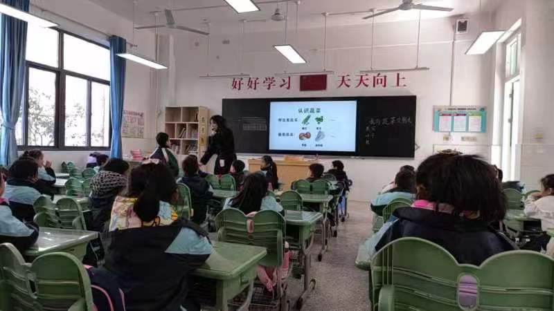 视导报道_html_3c52d746.jpg
