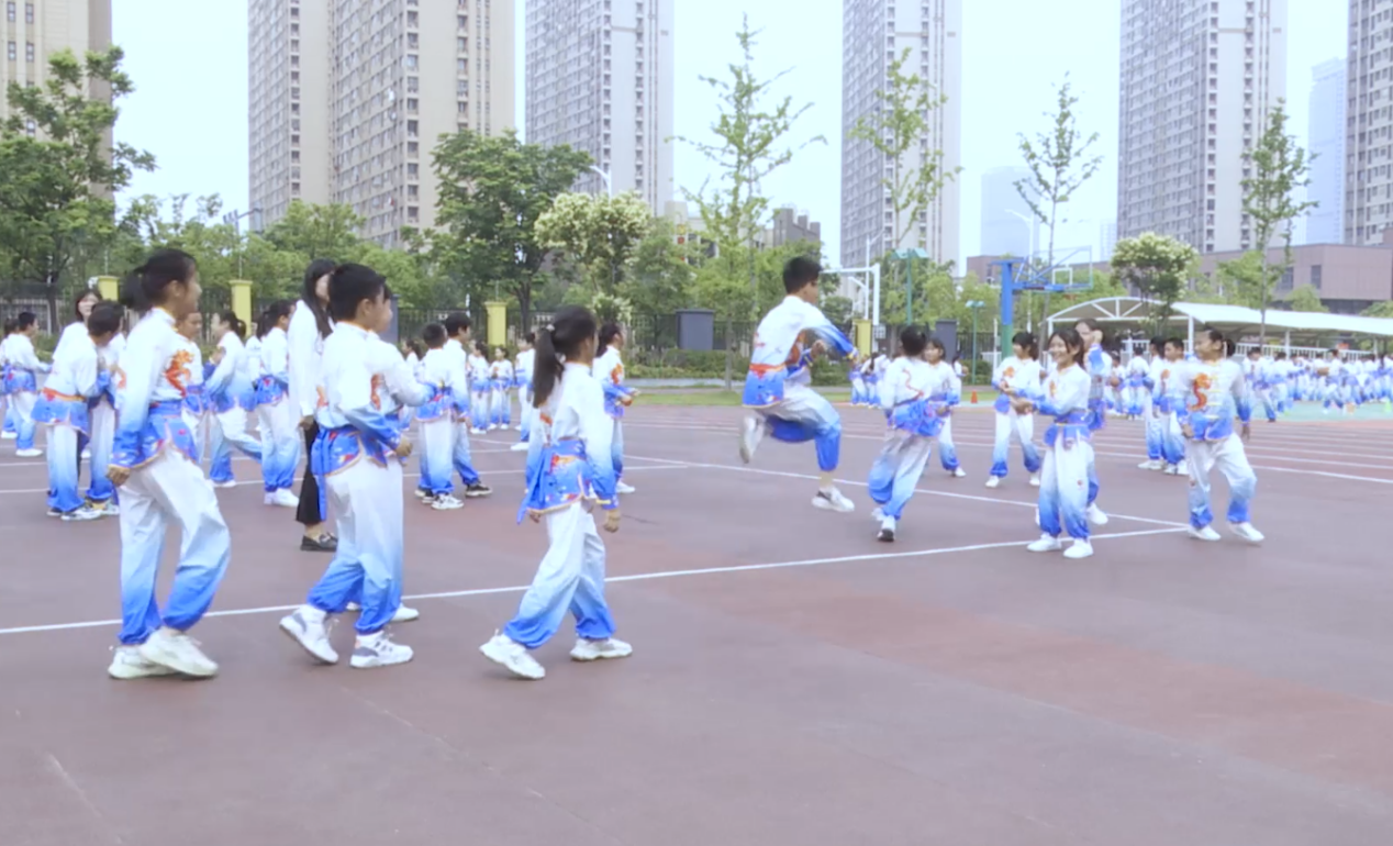 君子操一等奖报道_html_6a553cb6.png