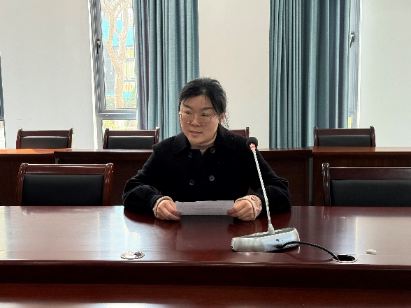 班主任例会报道(1)_html_7868c0fb.jpg