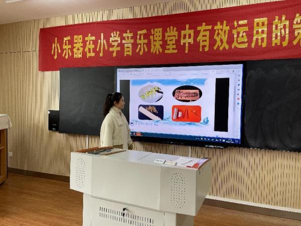 【正学丁三】笛声歌声，声声悦耳—丁家庄第三小学音乐组校本主题研修活动（一）(1)_html_m2a382cfc.jpg