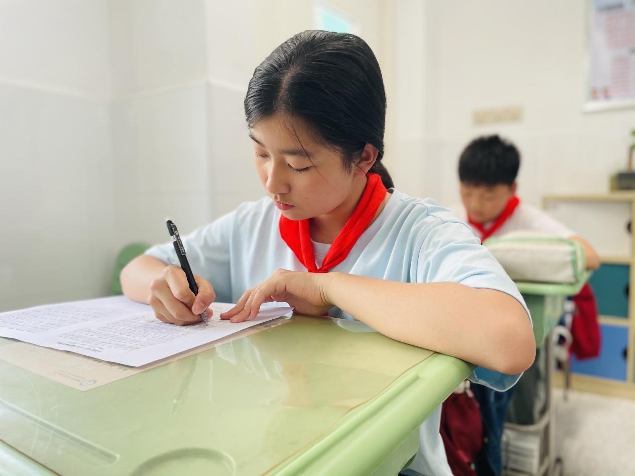 【正学丁三·教学】“书写之美绽放校园”——南京市丁家庄第三小学汉字书写大赛侧记(1)_html_5fbe2d42.jpg