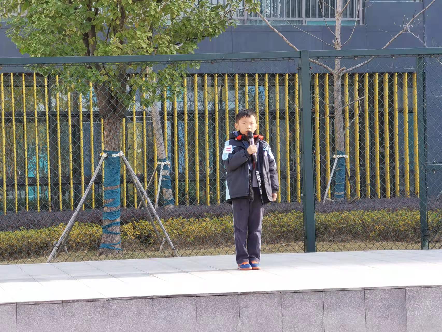 12.6存友善之心，做友善少年_html_m64e345ea.jpg