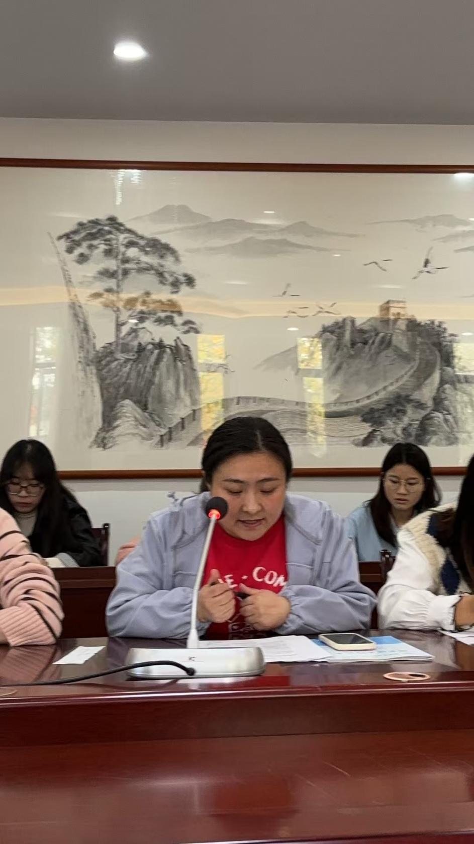 学班主任智慧，做智慧班主任_html_m2f0be9f1.jpg