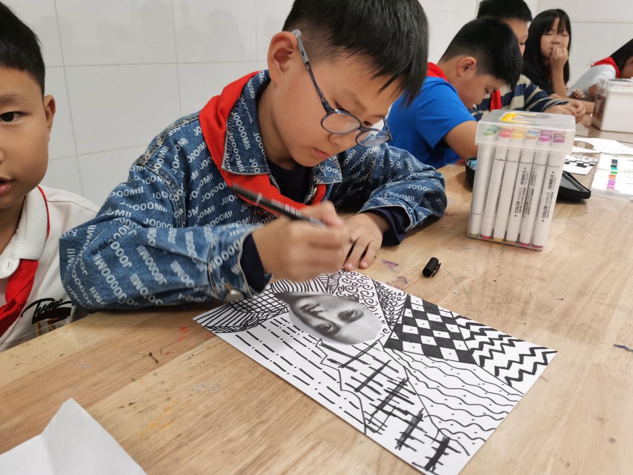 正学丁三.社团(1)_html_m5348e61b.jpg