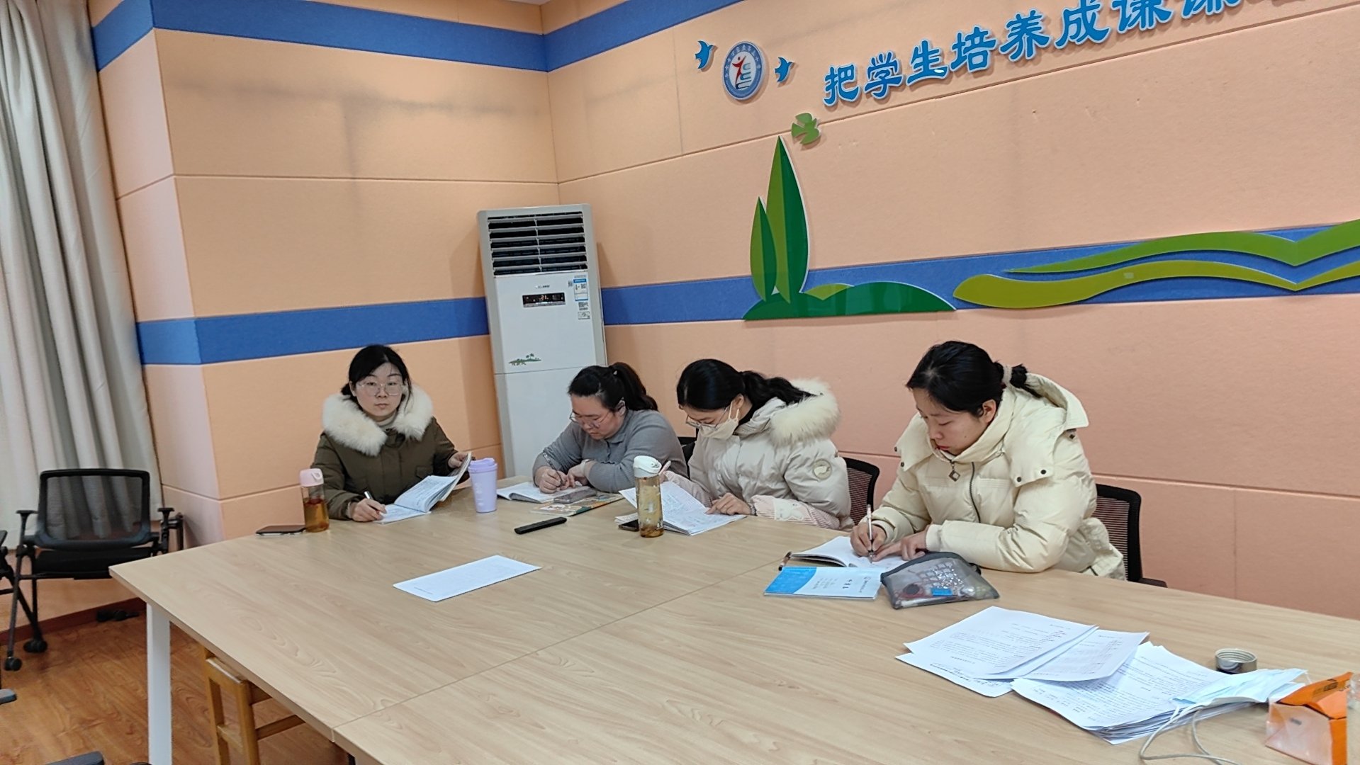 【正学丁三●教学】“以听促教，以研促长”南京市丁家庄第三小学青年展示课活动侧记_html_111c1c12.jpg