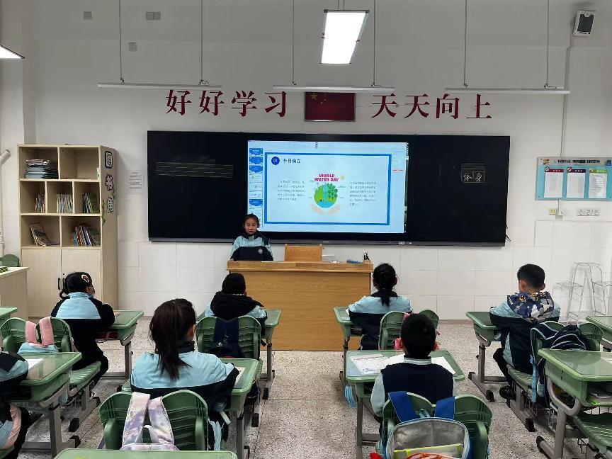节水活动报道111_html_6fc3584c.jpg