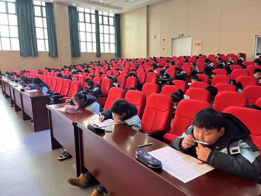 金钥匙比赛报道_html_2052777.jpg