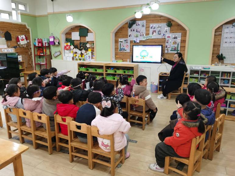 迈幼一分园3月12日植树节报道 （最终版本）_html_m105a3dab.jpg